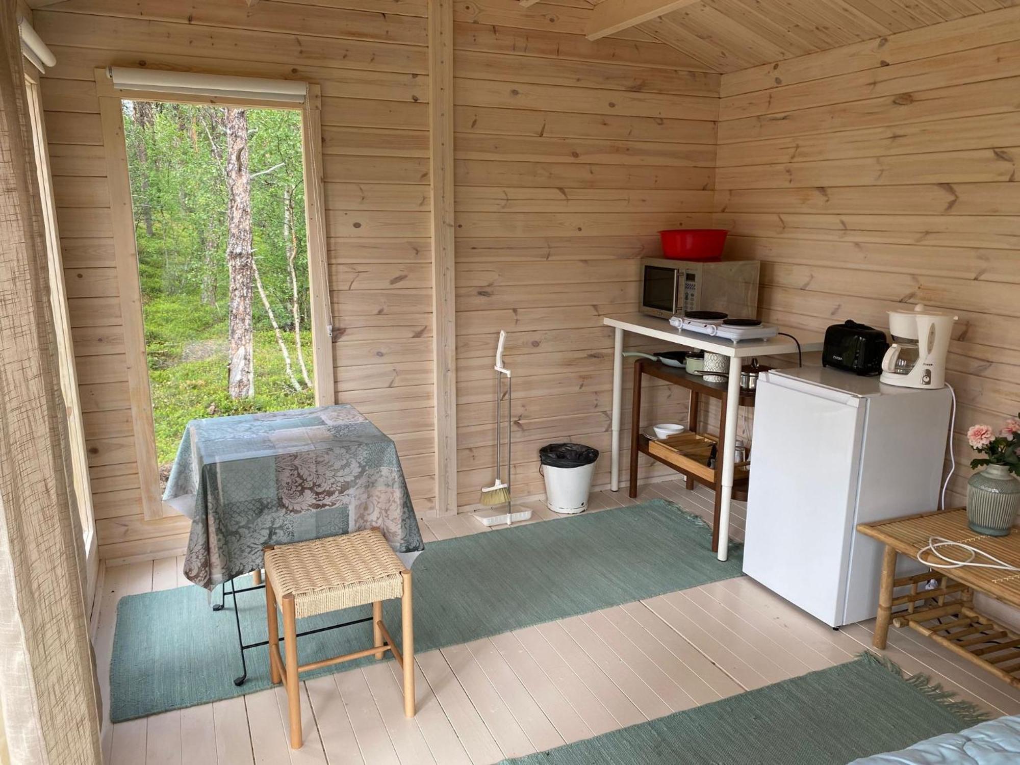 Lemmenjoen Lumo - Nature Experience & Accommodation Lemmenjoki Exterior foto